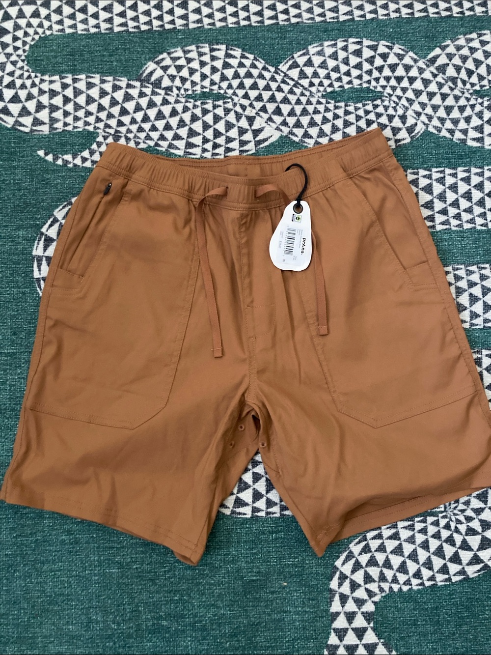 NWT. Prana Men's Stretch Zion Field Shorts in Rust